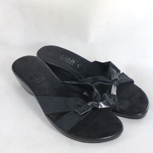Italian Shoemakers Shoes - ITALIAN SHOEMAKERS Black Cross Strap Bow Sandals Sz 8 US Women